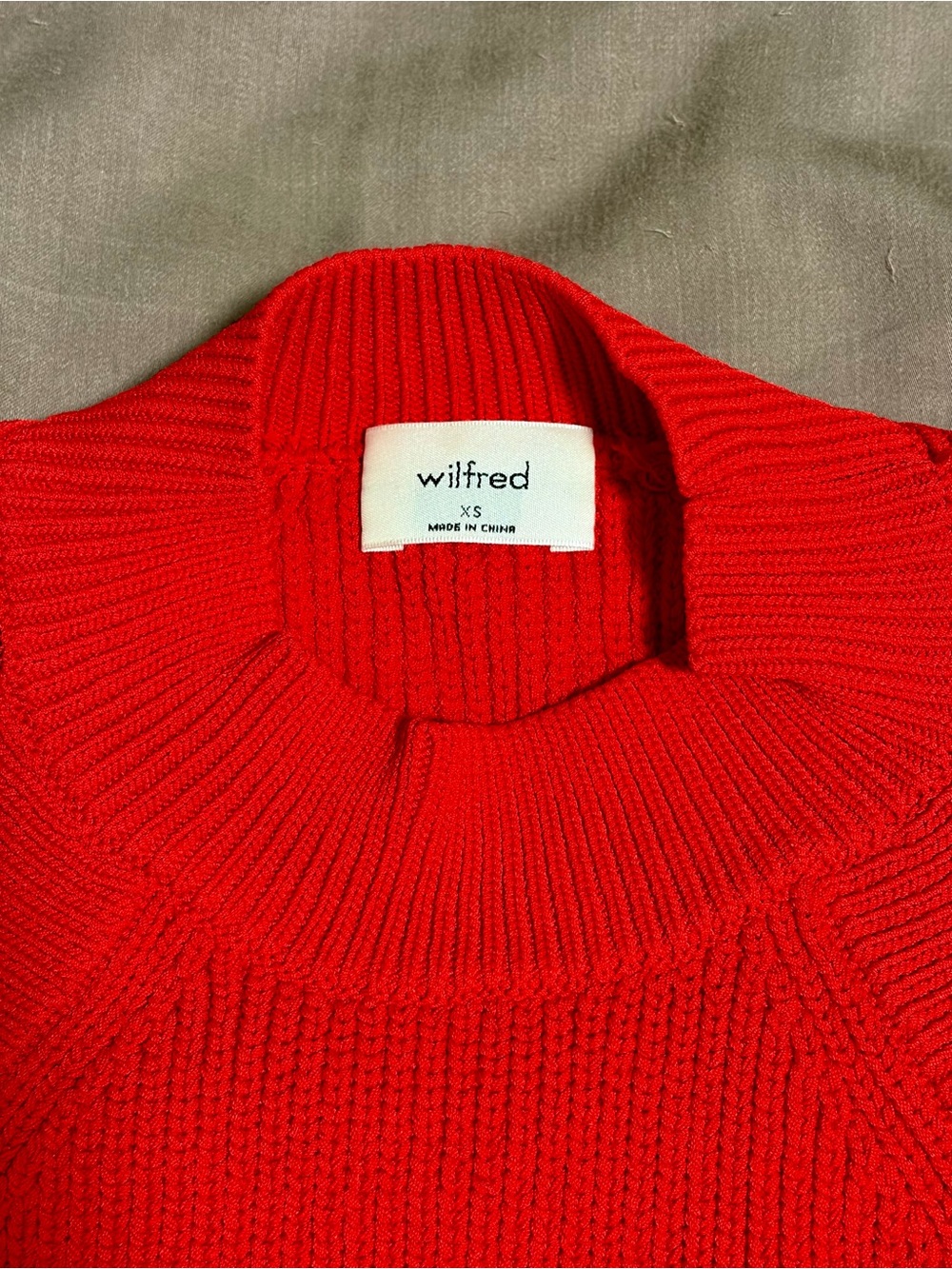 Aritizia Wilfred Bright Red Ribbed Turtleneck Sweater